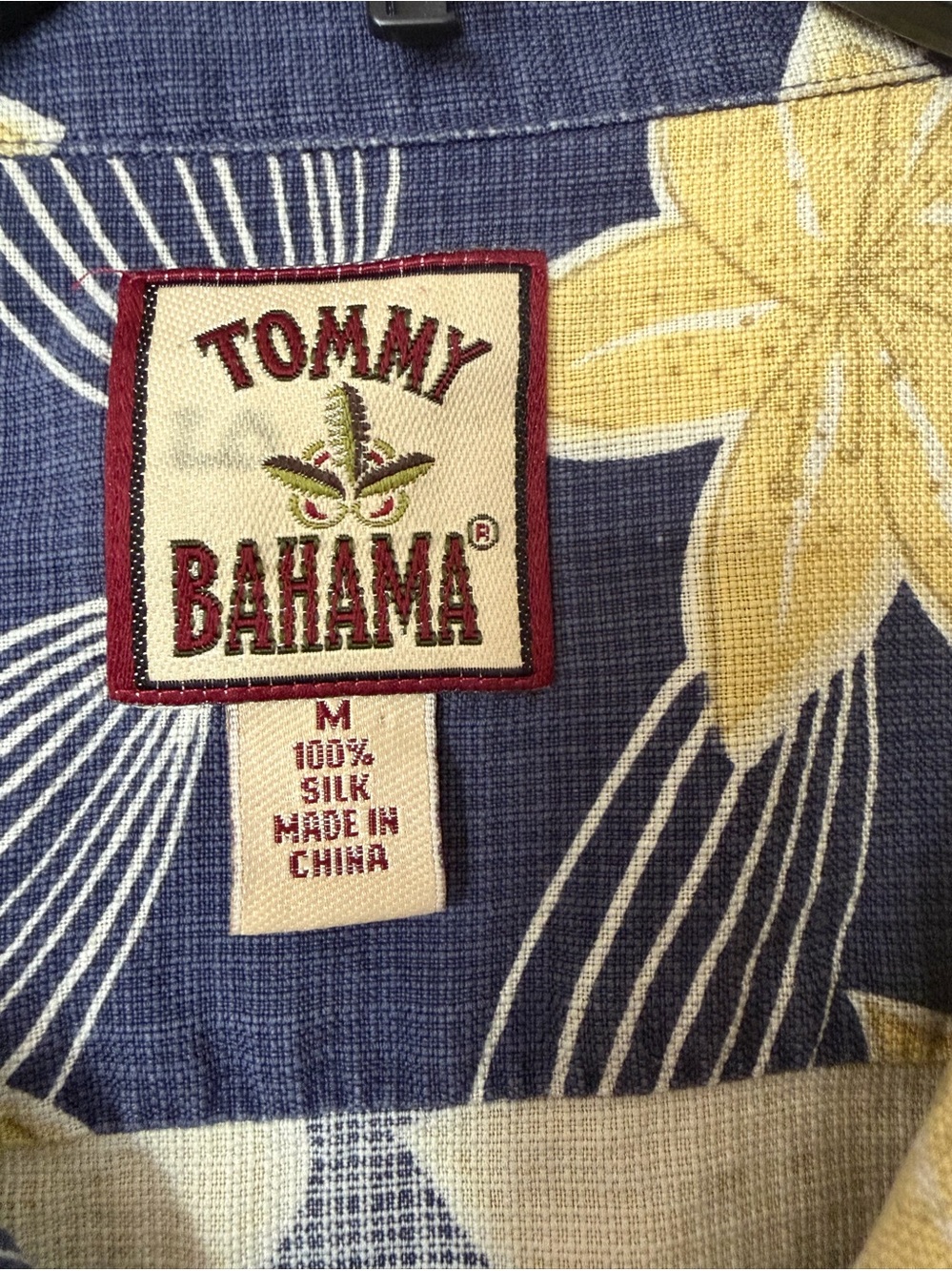 Tommy Bahama Silk Hawaiian floral button down shirt - Picture 3 of 7